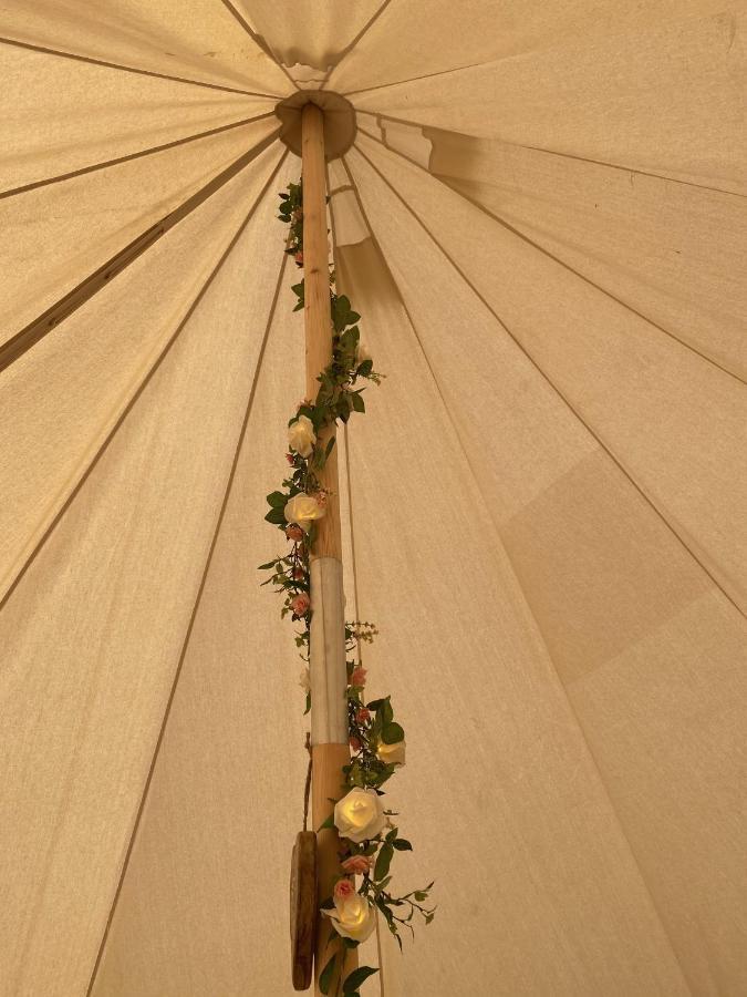Honey Pod Farm Bell Tents Ъптън ъпон Севърн Екстериор снимка